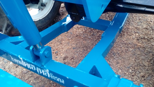 ขายรถไถFORD NEWHOLLAND รุ่นTS90 กรองใหญ่รถปี05 เล่มพร้อมโอน ขายรถไถFORD NEWHOLLAND รุ่นTS90 กรองใหญ่รถปี05 เล่มพร้อมโอน