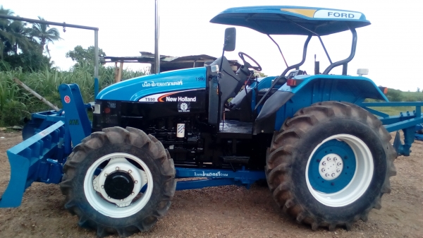 ขายรถไถFORD NEWHOLLAND รุ่นTS90 กรองใหญ่รถปี05 เล่มพร้อมโอน ขายรถไถFORD NEWHOLLAND รุ่นTS90 กรองใหญ่รถปี05 เล่มพร้อมโอน
