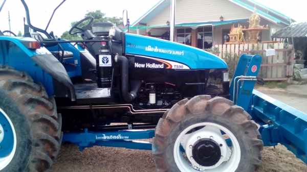 ขายรถไถFORD NEWHOLLAND รุ่นTS90 กรองใหญ่รถปี05 เล่มพร้อมโอน ขายรถไถFORD NEWHOLLAND รุ่นTS90 กรองใหญ่รถปี05 เล่มพร้อมโอน
