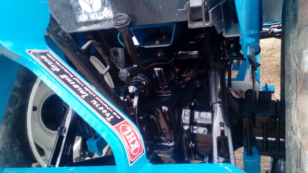 ขายรถไถFORD NEWHOLLAND รุ่นTS90 กรองใหญ่รถปี05 เล่มพร้อมโอน ขายรถไถFORD NEWHOLLAND รุ่นTS90 กรองใหญ่รถปี05 เล่มพร้อมโอน