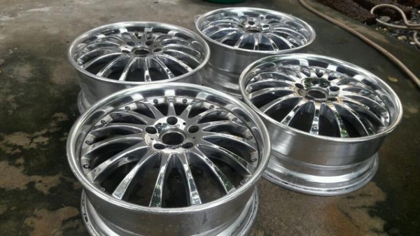 ขายแม็ก18 ล้อนอกvip 5 รู 114.3 ล้อขอบเลสเบาล้อแท้ สวย