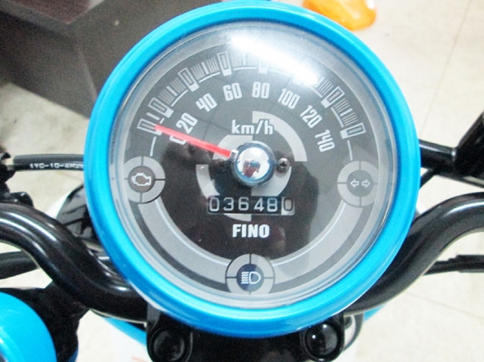 (โอนฟรี) ขาย New Fino Fi ปลายปี 2015 ไมล์แท้ 3648 กม เครื่องหัวฉีดประหยัดน้ำมัน สภาพสวยเดิมๆ  มีกุญแจรีโมท+กุญแจสำรอง สีฟ้า ขาว