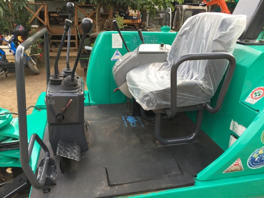 KOMATSU PC 15-7 (รุ่น7) รถใช้งานมาน้อยแค่2xxxชั่วโมง นำเข้าจากญี่ปุ่นแท้เอกสารอินวอย KOMATSU PC 15-7 (รุ่น7) รถใช้งานมาน้อยแค่2xxxชั่วโมง นำเข้าจากญี่ปุ่นแท้เอกสารอินวอย