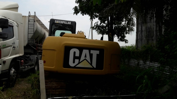 ขายรถแบคโฮ CAT 312 D ไมล์ 2200 ชม.ราคา 2200000