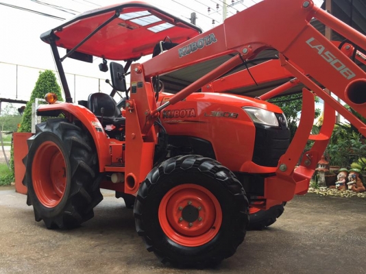 ขายรถไถ Kubota L3608(4WD) พร้อมชุดบุ้งกี๋ รถสวย เดิมๆ ใช้งาน700ชั่วโมง พร้อมใช้งาน ขายรถไถ Kubota L3608(4WD) พร้อมชุดบุ้งกี๋ รถสวย เดิมๆ ใช้งาน700ชั่วโมง พร้อมใช้งาน