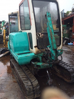 ขายรถขุดเล็กเก่าญี่ปุ่น excavtor komatsu pc30-7 มีตู้เก๋ง สภาพสวย รถใช้งานน้อย 3000กว่าชั่วโมง สนใจติดต่อ 089-2579650 ดูรถได้ที่ อ.นครชัยศรี จ.นครปฐม (รถขุดเรานำเข้าเองราคาคุยกันได้) เก่านอก100℅ เอกสารนำเข้าพร้อม