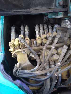 ขายรถขุดเล็กเก่าญี่ปุ่น excavtor komatsu pc30-7 มีตู้เก๋ง สภาพสวย รถใช้งานน้อย 3000กว่าชั่วโมง สนใจติดต่อ 089-2579650 ดูรถได้ที่ อ.นครชัยศรี จ.นครปฐม (รถขุดเรานำเข้าเองราคาคุยกันได้) เก่านอก100℅ เอกสารนำเข้าพร้อม