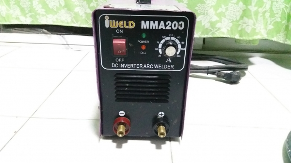 ตู้เชื่อม ยี่ห้อ IWELD ระบบซุปเปอร์อินเวอร์เตอร์ ขนาด 200 แอมป์ สภาพพร้อมใช้งานครับ ตู้เชื่อม ยี่ห้อ IWELD ระบบซุปเปอร์อินเวอร์เตอร์ ขนาด 200 แอมป์ สภาพพร้อมใช้งานครับ