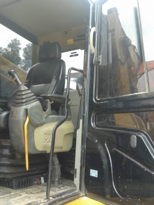 ขายรถแบคโฮ CAT 320 D ไมล์ 12000 ชม.เอกสารเล่มทะเบียน ราคา 1650000