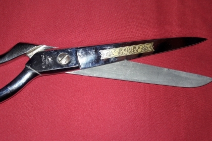 ขายกรรไกรตราตาขนาด9" MADE IN GERMANY.ใหม่เก่าเก็บหลายสิบปี