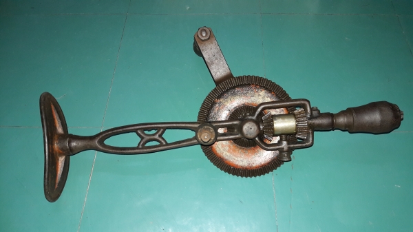 ขายสว่านมือตราตาMADE IN GERMANY.มือสอง