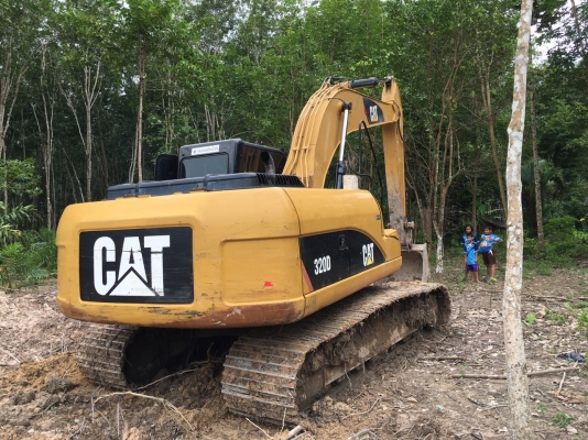 ขายรถแบคโฮ CAT 320 D ไมล์ 6300 ชม.เอกสารชุดจดทะเบียน ราคา 2300000 ขายรถแบคโฮ CAT 320 D ไมล์ 6300 ชม.เอกสารชุดจดทะเบียน ราคา 2300000