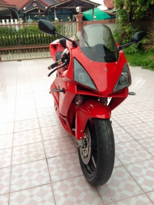 ขายVFR 400 Nc30.สภาพสวยๆเปลี่ยนเครื่องเป็นRVFแล้วเครื่องสดๆทะเบียนแท้จัดแนนซ์ได้ครับ