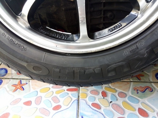 CE28 ขอบ 16 กว้าง 7 ออฟ 40 พร้อมยาง 5500 บาท