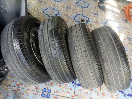 แม็กกระบะ ขอบ 15 พร้อมยางดอกแน่นๆ ราคา 5500 บาท