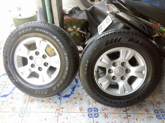 แม็กกระบะ ขอบ 15 พร้อมยางดอกแน่นๆ ราคา 5500 บาท