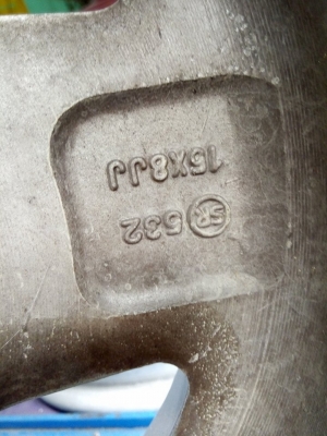 XXR ขอบ 15 กว้าง 8 ออฟ 20 ใส่รถ 4 รู 100 และ 114 เพียง 6800 บาท