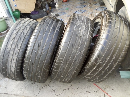 ce28 ขอบ 17 ใส่รถ 5 รู พร้อมยางปี 15 ดอกล้นๆ