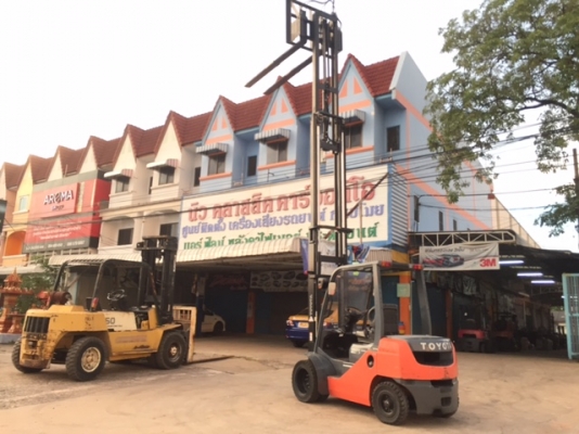 แท้นำเข้าจากญี่ปุ่น TOYOTA 52-8FD25 ,617 ชั่วโมง, เครื่องยนต์ดีเซล 3Z ,งาปรับยืดออกได้ 2.0 m, เสายกสูง 6.5 เมตร , รถนำเข้าแท้จากญี่ปุ่น 100\% แท้นำเข้าจากญี่ปุ่น TOYOTA 52-8FD25 ,617 ชั่วโมง, เครื่องยนต์ดีเซล 3Z ,งาปรับยืดออกได้ 2.0 m, เสายกสูง 6.5 เมตร , รถนำเข้าแท้จากญี่ปุ่น 100\%