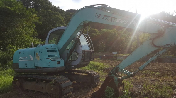 ขายรถนำเข้าจากญี่ปุ่น excavtor kobelco sk60-3 รถสภาพสวยมาก ช่วงล่างล่างดี ชั่วโมงน้อย สนใจติดต่อ089-2579650 เอกสารนำเข้าพร้อมครับ ขายรถนำเข้าจากญี่ปุ่น excavtor kobelco sk60-3 รถสภาพสวยมาก ช่วงล่างล่างดี ชั่วโมงน้อย สนใจติดต่อ089-2579650 เอกสารนำเข้าพร้อมครับ