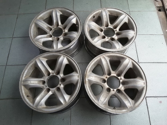 Max ลายเล็บเหยี่ยว อีฃูสุ แท้ๆ  ขอบ16 สวยๆ 1ชุด