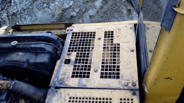 ขายดาวน์รถแบคโฮ CAT 320 V2 ขายดาวน์ 350000