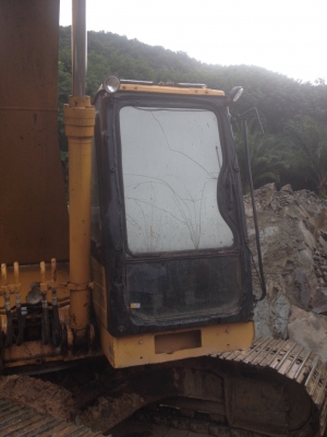 ขายดาวน์รถแบคโฮ CAT 320 V2 ขายดาวน์ 350000