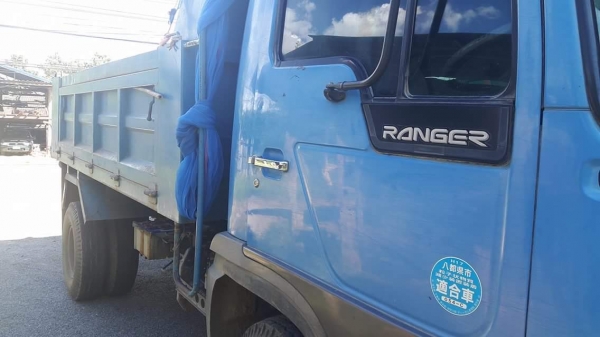 ขายรถบรรทุกหกล้อดั้มพ์ HINO FC3JDB สภาพพร้อมใช้งาน สนใจติดต่อ 080-569-1088 แซมครับ