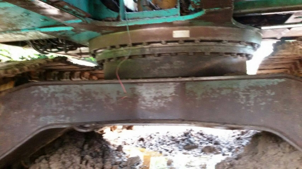 KOBELCO.SK200 มาร์คไฟท์ธรรมดา เครื่องปั้มดีโซ่ใบหนาเอวแน่นไฟฟ้าเต็มขาดหน้าจอเอกสารเล่มทะเบียนครบชุด สนใจติดต่อ 0835601591 หรือ 0903494058