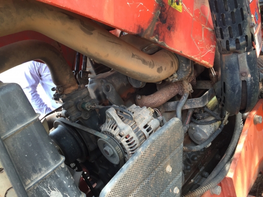 Kubota M8540 ใบดันตัวรถไม่มีหาง ยางหลังใหม่ รถสวยพอใช้ เล่มพร้อมโอน