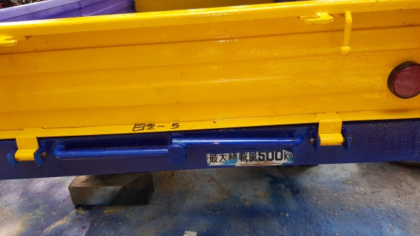 รถบรรทุกล้อยาง นั่งขับและดินตาม พร้อมใช้งาน รหัสสินค้า B2-5 รับน้ำหนักบรรทุก 500 โล รถบรรทุกล้อยาง นั่งขับและดินตาม พร้อมใช้งาน รหัสสินค้า B2-5 รับน้ำหนักบรรทุก 500 โล