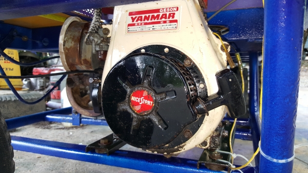 รถบรรทุกล้อยาง นั่งขับและดินตาม พร้อมใช้งาน รหัสสินค้า B2-5 รับน้ำหนักบรรทุก 500 โล รถบรรทุกล้อยาง นั่งขับและดินตาม พร้อมใช้งาน รหัสสินค้า B2-5 รับน้ำหนักบรรทุก 500 โล