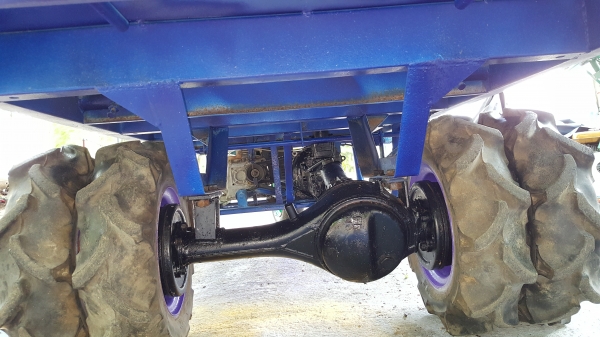 รถบรรทุกล้อยาง นั่งขับและดินตาม พร้อมใช้งาน รหัสสินค้า B2-5 รับน้ำหนักบรรทุก 500 โล รถบรรทุกล้อยาง นั่งขับและดินตาม พร้อมใช้งาน รหัสสินค้า B2-5 รับน้ำหนักบรรทุก 500 โล