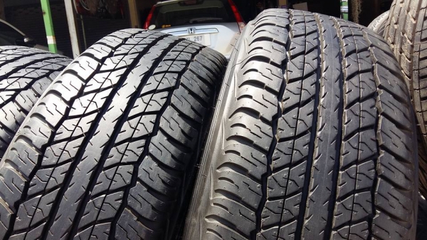 ขายล้อแม็กป้ายแดง triton plus 17" ยางปี16 สนใจติดต่อ ตาเล็ก ล้อและยางครับ 081-3747940