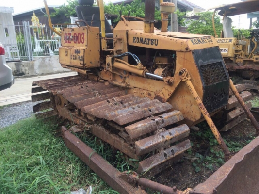 ขายรถแทรคเตอร์ KOMATSU D20PL-5 กับ MITSUBICHI BD2F ราคา 180000