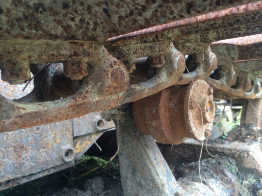 ขายรถแทรคเตอร์ KOMATSU D20PL-5 กับ MITSUBICHI BD2F ราคา 180000