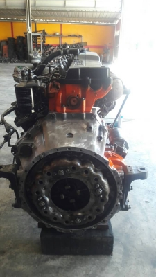 เครื่องยนต์อีซูสุ6HH1#210แรงม้าข้อแสตนดาร์ดเครื่องสวยติดดีมากครับ