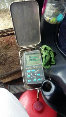 ขายรถแบคโฮ KOMATSU PC200-6 ระบบไฟเต็ม เอกสารอินวอย ราคา 750000