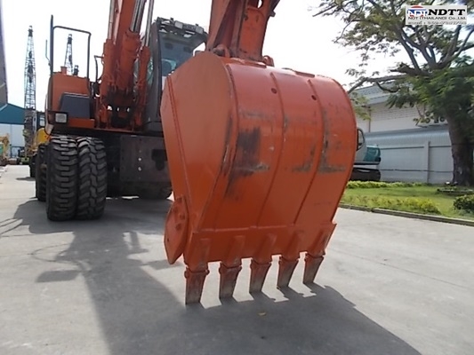 ขอนำเสนอรถขุดล้อยาง Hitachi ZX130W นำเข้าจากญี่ปุ่น ขายตามสภาพ  (ราคาไม่แพง)