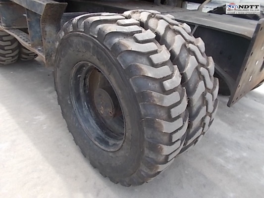 ขอนำเสนอรถขุดล้อยาง Hitachi ZX130W นำเข้าจากญี่ปุ่น ขายตามสภาพ  (ราคาไม่แพง)