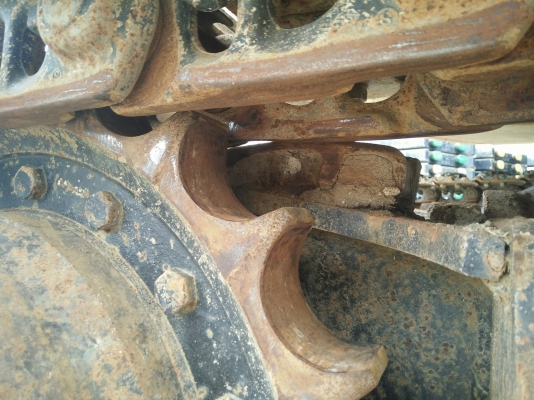 รถขุด Hitachi รุ่น EX135USR