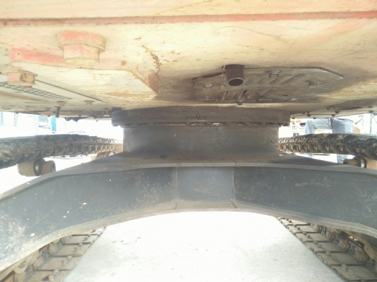 รถขุด Hitachi รุ่น EX135USR