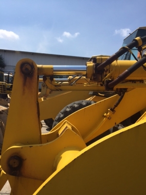 มาถึงแล้วอีกเช่นกัน รถตัก ขนาด 2 คิว KOMATSU  WA200-1