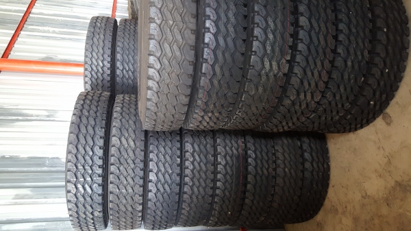 ยางรถเครน 1200-24