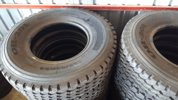 ยางรถเครน 1200-24