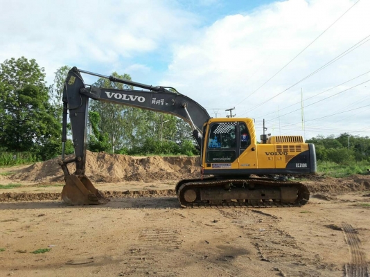 ขายรถแบคโฮ VOLVO EC210B เอกสารเล่มทะเบียน ไมล์ 13000 ชม.ราคา 1180000