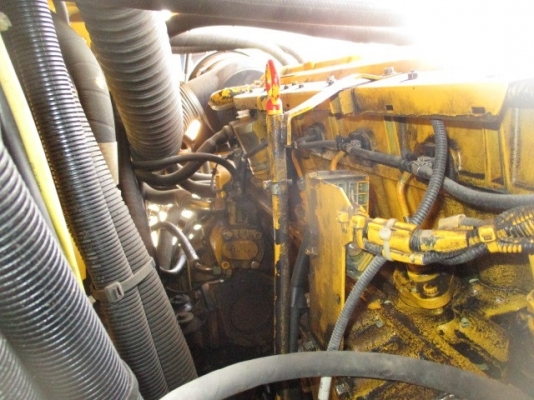 รถปูยาง Demag DF130P รถปูยาง 9 เมตร นำเข้าจากญี่ปุ่น รถปูยาง Demag DF130P รถปูยาง 9 เมตร นำเข้าจากญี่ปุ่น