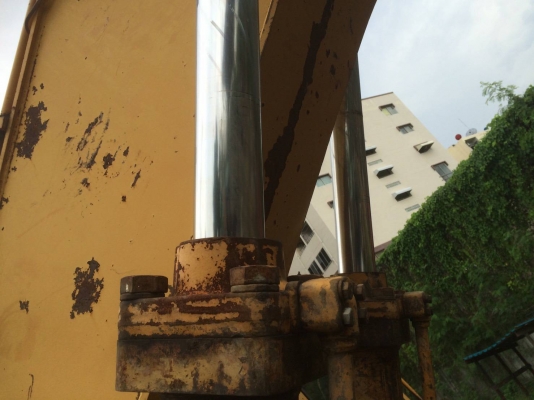 ขายรถแบคโฮ KOMATSU PC200-2 ราคา 450000