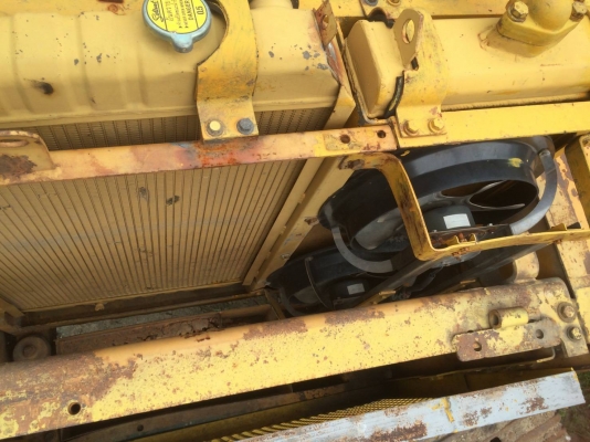 ขายรถแบคโฮ KOMATSU PC200-2 ราคา 450000