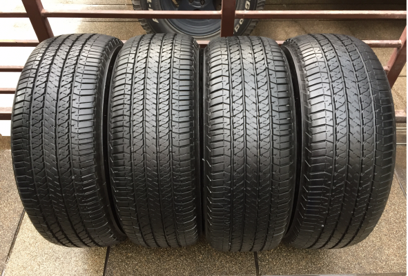 ยาง Bridgestone 265 60 18 สิ้นปี12 ดอกเต็ม ใช้กันยาว ราคาไม่แพง